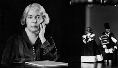 Nuoro, ecco la “strega” di Grazia Deledda: è la poesia ritrovata sulla befana