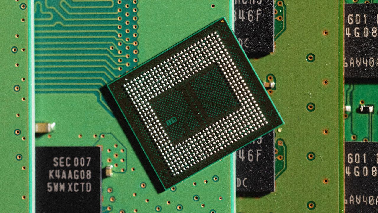 Ram, la crisi è destinata a peggiorare. Ma due aziende provano a invertire le tendenza