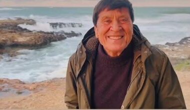 Gli auguri di Gianni Morandi da "un posto particolare"