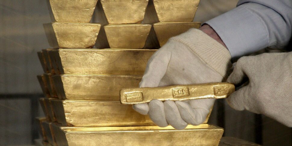 L'oro segna il record nel 2025, per il mercato i prezzi resteranno ancora alti