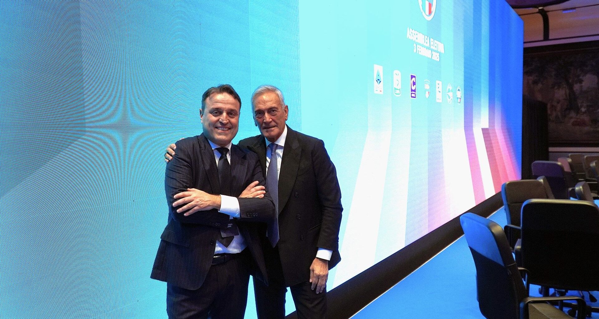 Arbitri: Zappi a processo, giorno del giudizio. La Procura Figc accusa, presidenza Aia appesa a un filo. Commissario e voto con suffragio universale?