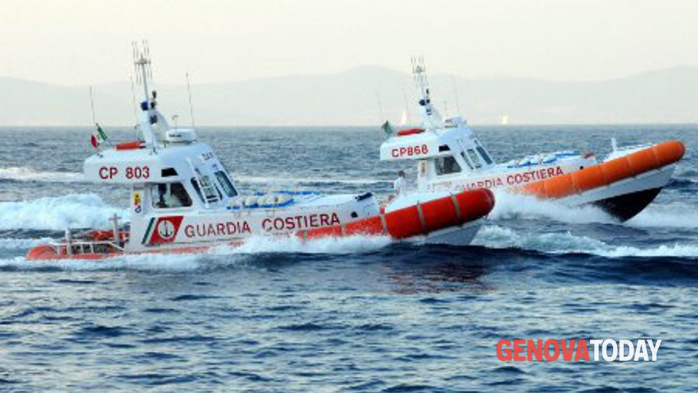 Trentenne morto sugli scogli a Vesima