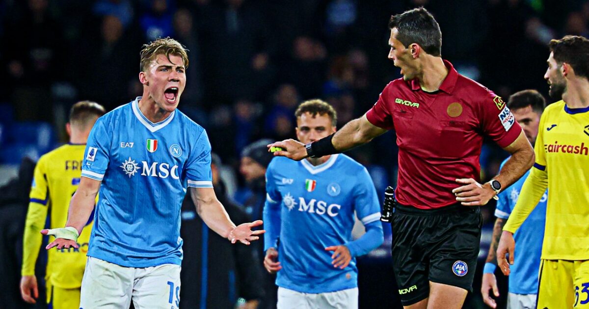 Napoli, il gol annullato a Hojlund è la morte del calcio
