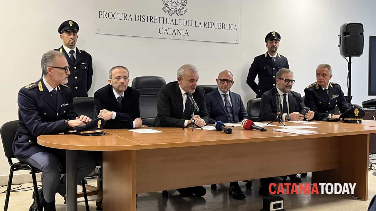 centomila utenti al buio, un indagato a Messina