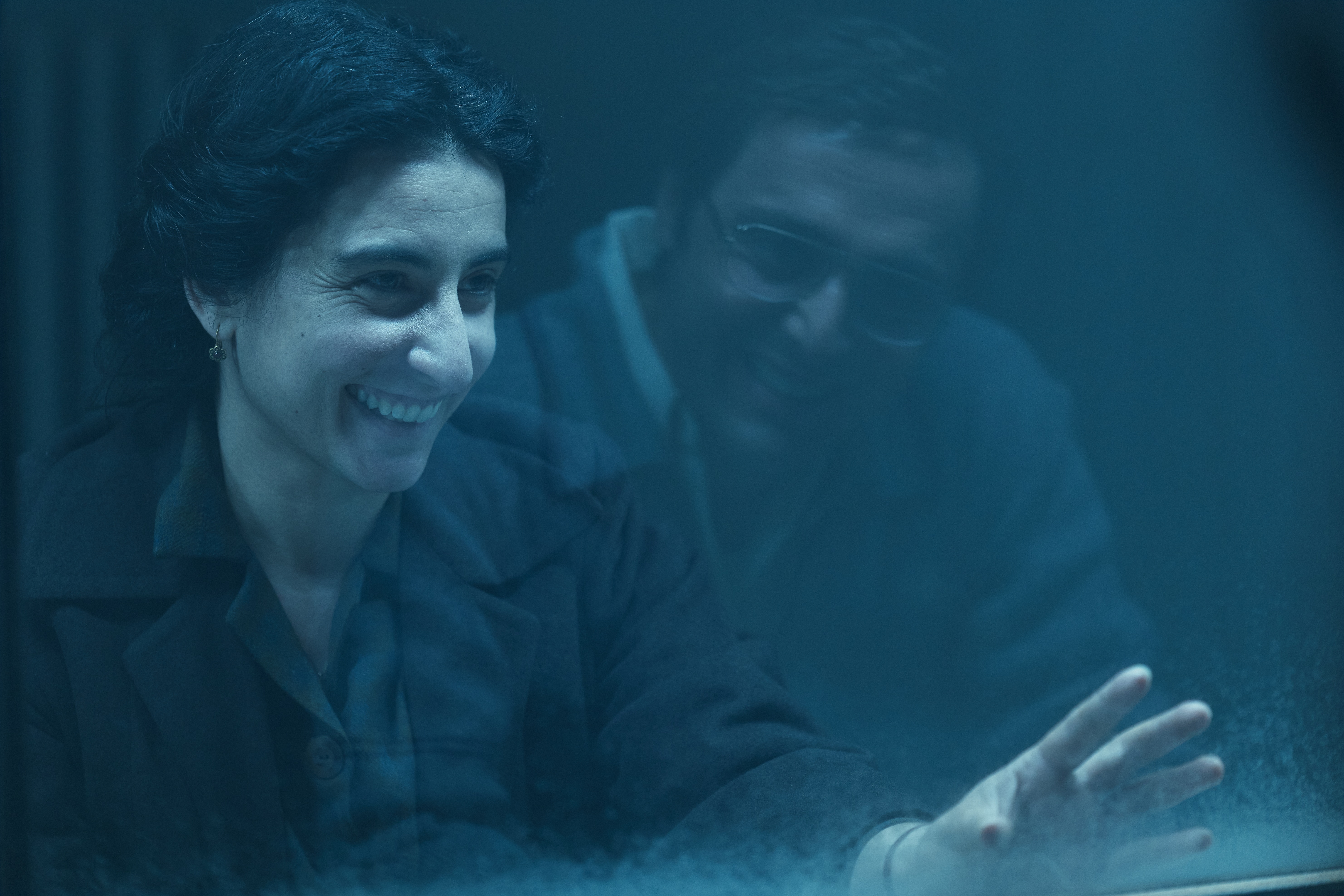 In foto Veronica D'Elia nel ruolo di Anna sorella di O'Paisano