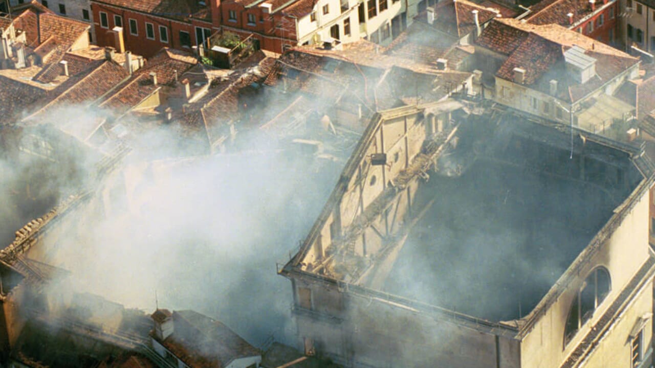 29 gennaio 1996-2026, la mostra fotografica alla Fenice per i trent'anni dall'incendio