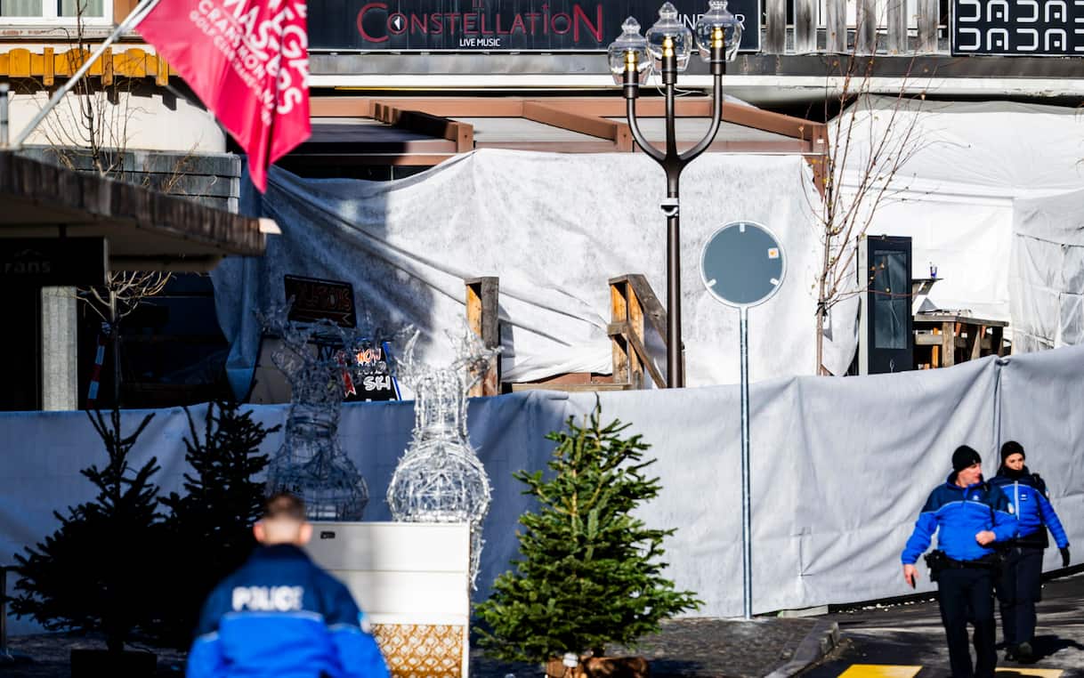 Svizzera, esplosione e incendio in stazione sciistica a Capodanno. LIVE