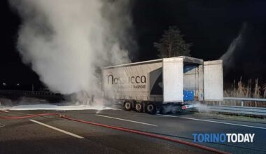 tratta chiusa, code e traffico nel caos