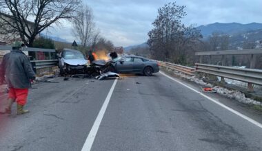 due feriti, tra cui anche la sindaca. Strada chiusa per ore