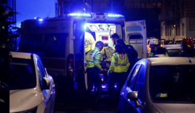 ragazzo travolto da un'auto, rianimato sul posto