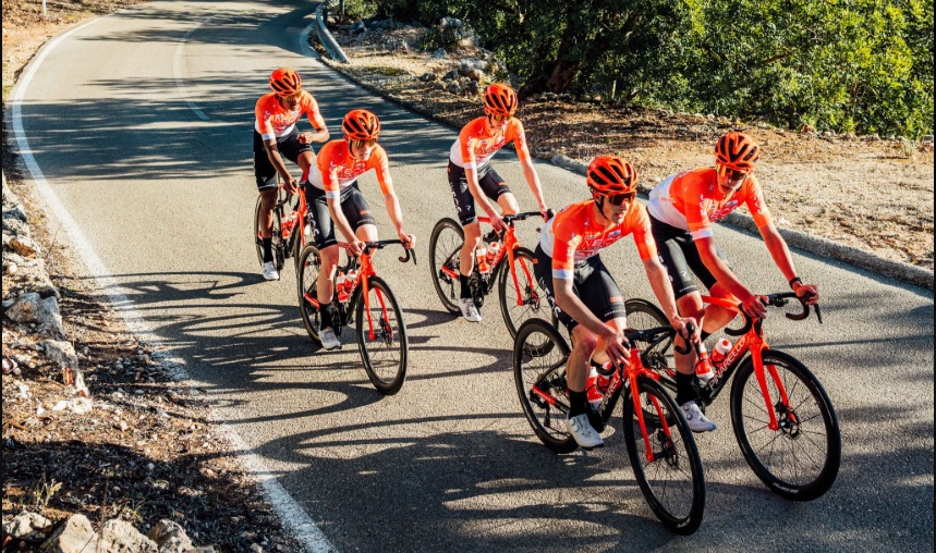 Presentazione Squadre 2026: Ineos Grenadiers - I colpi Onley e Vauquelin, con Arensman, Bernal e Ganna, per tornare ai piani alti della classifica mondiale: basteranno?