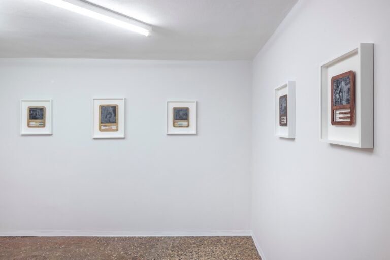 La mostra di Andrea Mastrovito, Quando il cielo finisce, nella nuova sede di Galleria Michela Rizzo a Palazzo Palumbo Fossati a Venezia