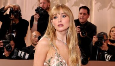 Jennifer Lawrence da urlo! L'abito trasparente lascia tutti a bocca aperta [FOTO]