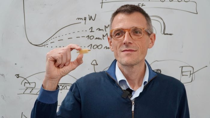 La batteria che si mangia. Premiato ingegnere bergamasco