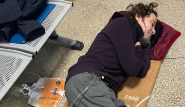 la foto della vergogna a Senigallia