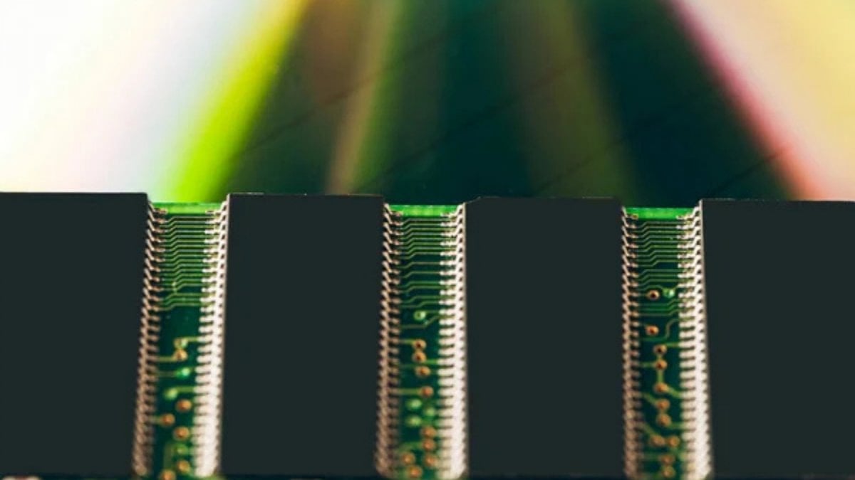 Solo gli smartphone top di gamma Android utilizzeranno la tecnologia LPDDR6: la nuova RAM sarà il 20% più cara nel 2026