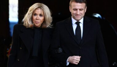 Brigitte Macron vittima di cyberbullismo: dieci persone condannate a Parigi - Il Fatto Quotidiano