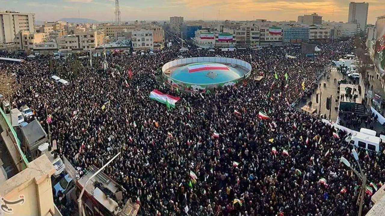 Manifestazione di protesta in Iran (foto da X)