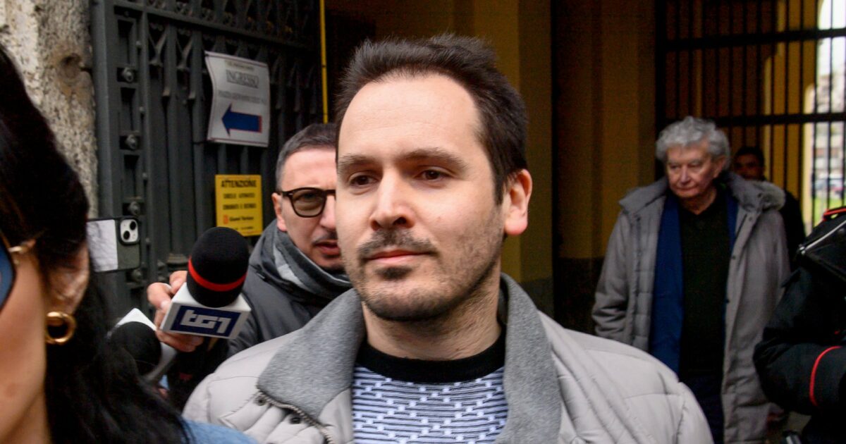 "Mi aspetto il rinvio a giudizio. Sono il colpevole desiderato"