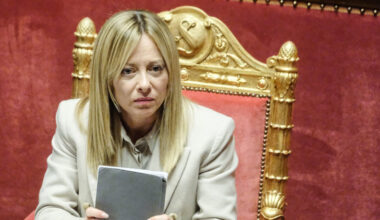 Giorgia Meloni ha visitato i feriti di Crans Montana al Niguarda