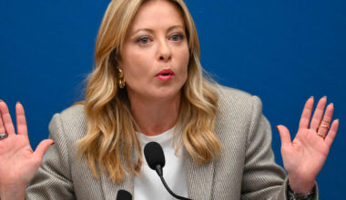 Groenlandia: Meloni parla di opportunità per aziende italiane