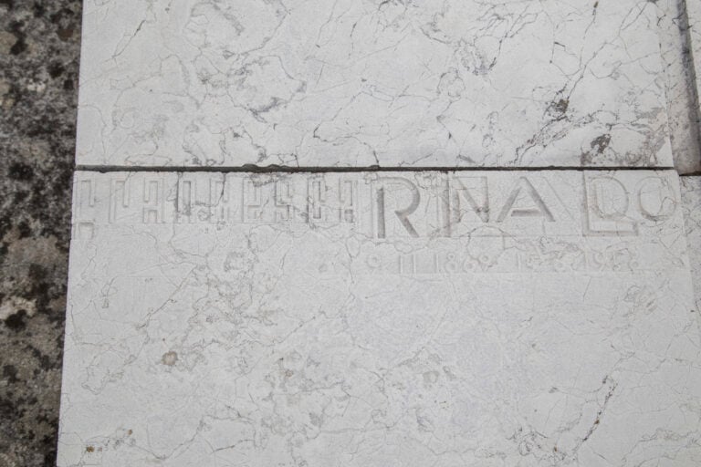 Tomba della famiglia Lazzari-Rinaldo, progetto di Carlo Scarpa © Alberto Messina, 2016