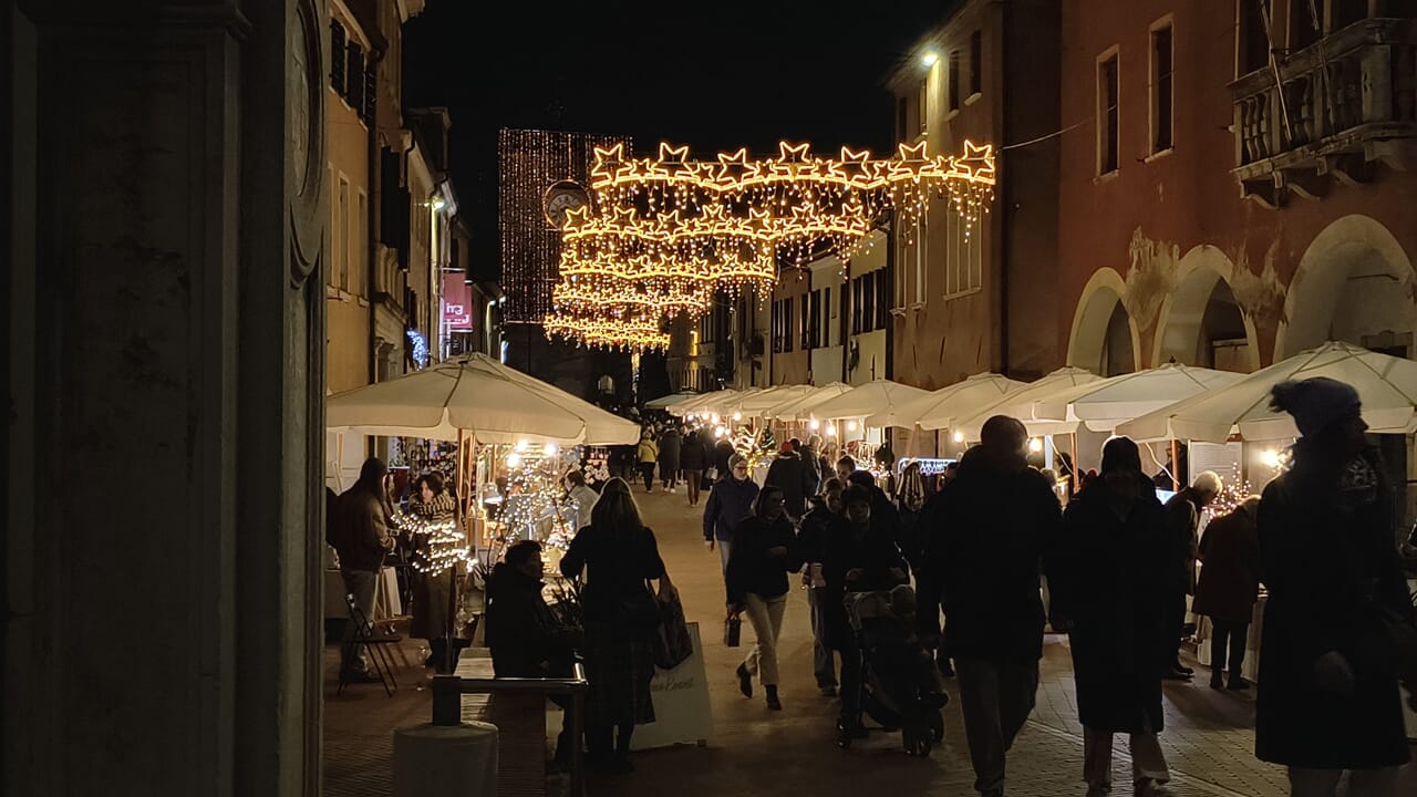 A gennaio i saldi invernali, il 70% dei clienti cercherà occasioni nell'abbigliamento