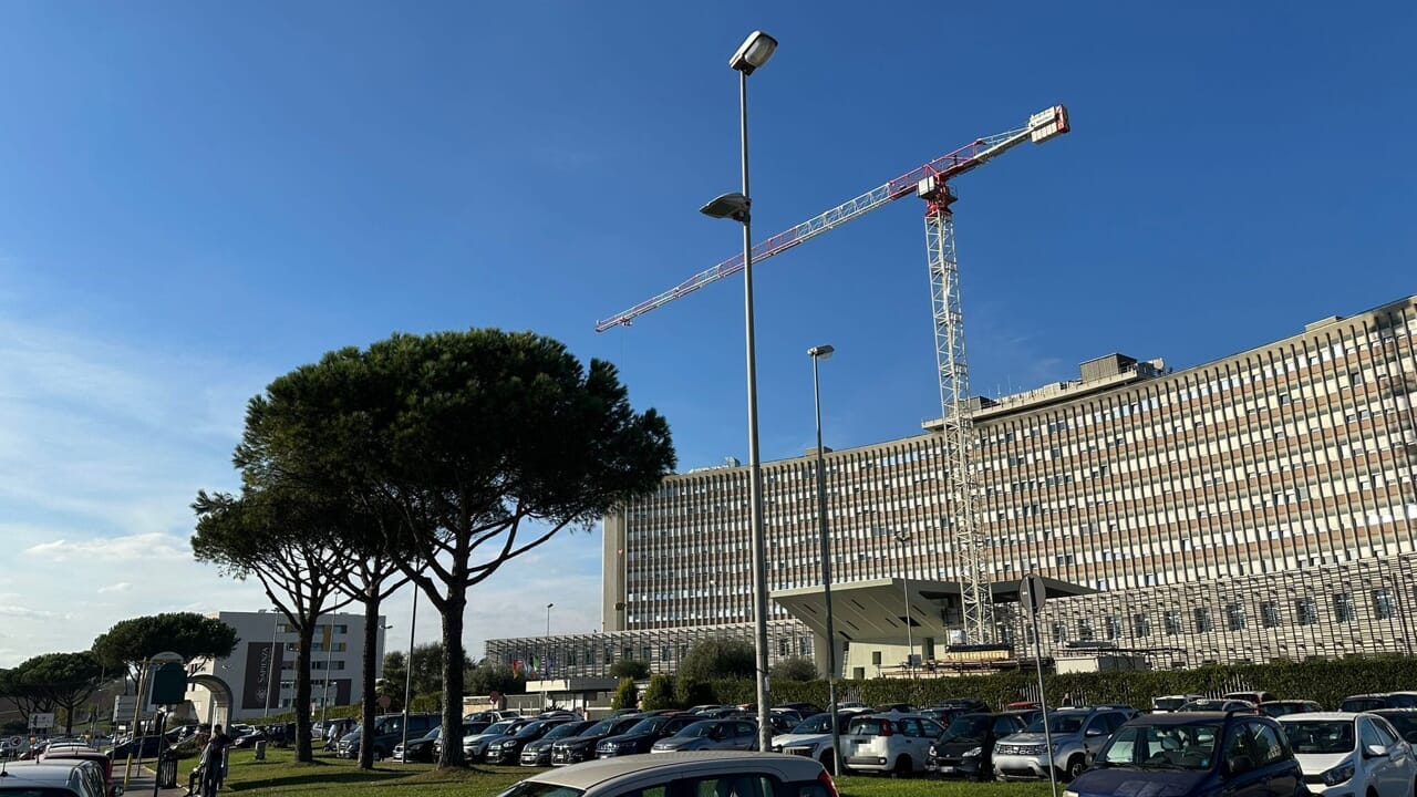 Tumore alla prostata, al Sant'Andrea 200 pazienti trattati nel 2025 con terapia stereotassica curativa