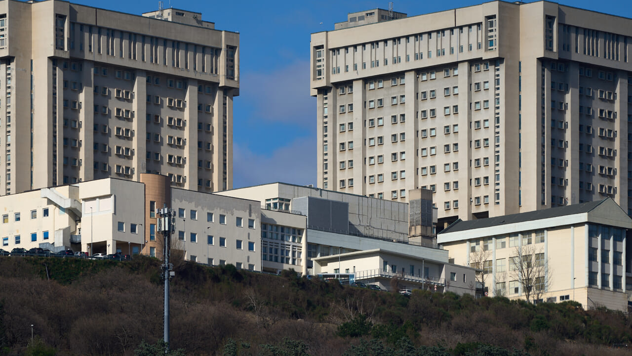 precipitano le condizioni di salute