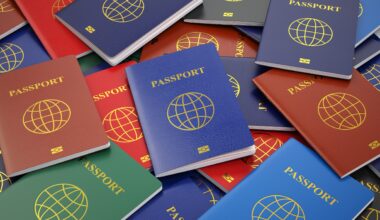 Perché i passaporti hanno colori diversi e cosa significano il rosso, verde, blu e nero