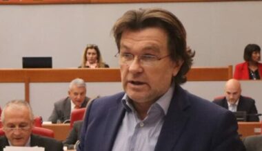 Bufera Vaccini: 92mila dosi nel cestino. La replica della Regione: "Seguiamo l'Oms"