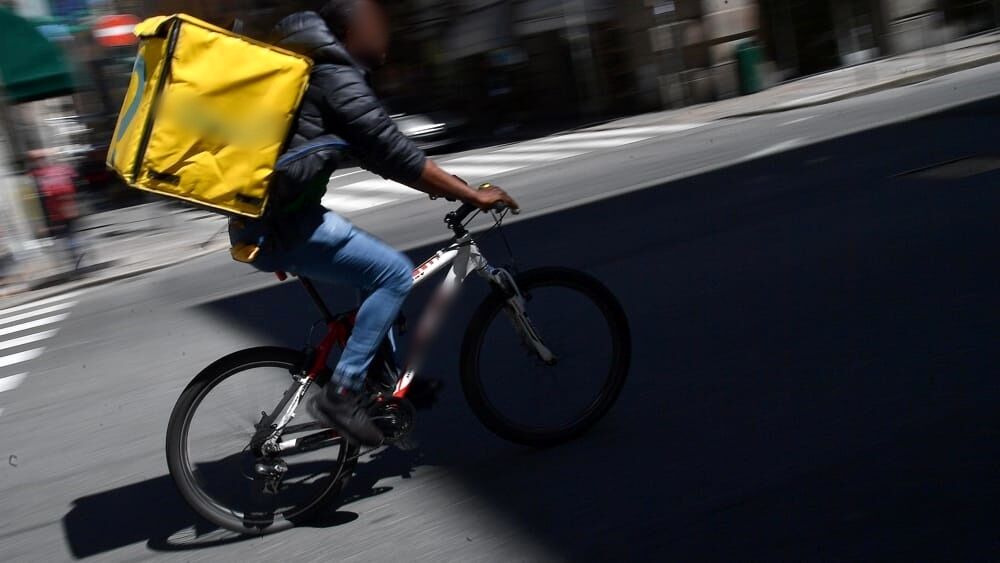 Termini, tornano liberi gli aggressori del rider