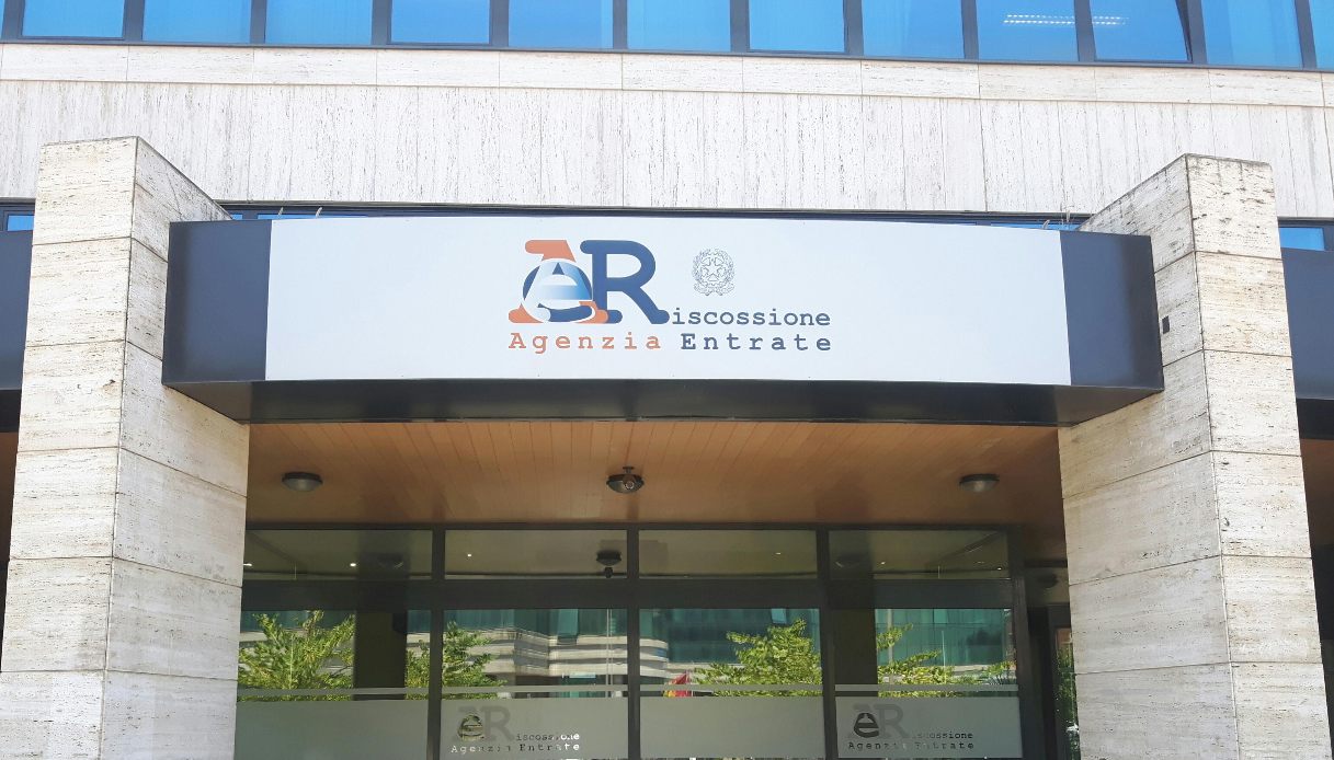 Rottamazione quinquies per chi ha pagato la quater, la proposta di FdI