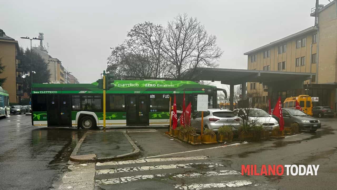 "L'azienda sta andando a gambe all'aria". Video