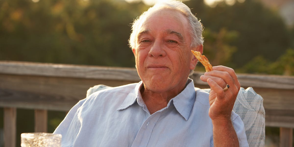 Questi sono i 4 alimenti da evitare per vivere 100 anni