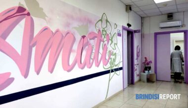 Tumore al seno, l'esperienza di una 49enne e la legge sullo screening non pienamente applicata