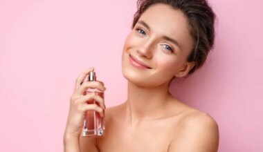 Profumo come il veleno? Ecco dove non bisogna mai spruzzarlo