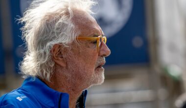 Briatore: "A mio figlio? Una paghetta di 500 euro"