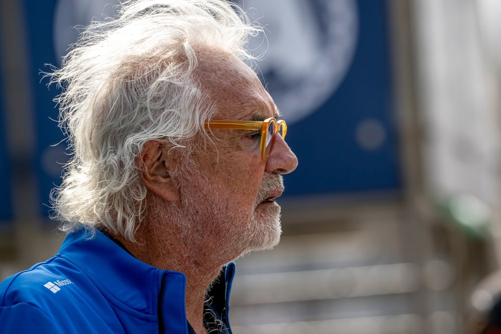 Briatore: "A mio figlio? Una paghetta di 500 euro"