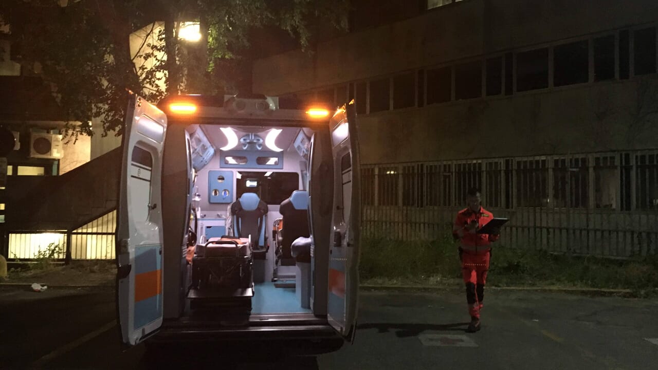 Incendio a Crans-Montana, una ragazza milanese di 16 anni è ricoverata in coma a Zurigo