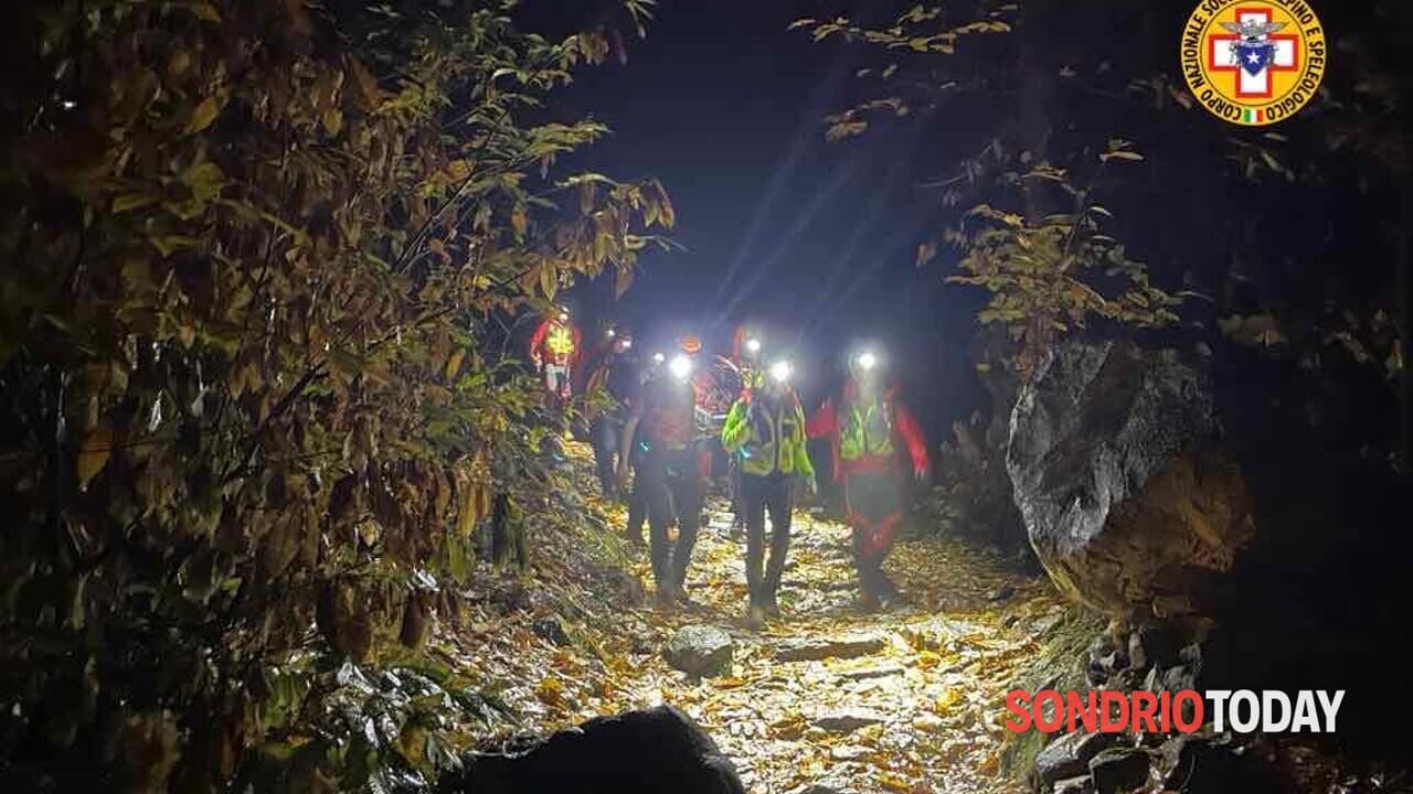 Soccorso sei giovani in difficoltà dopo il tramonto