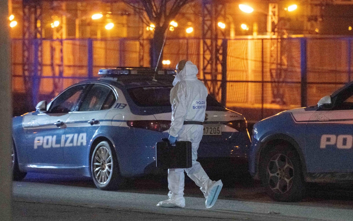 Sparatoria Milano, indagato per omicidio il poliziotto che ha ucciso un 28enne