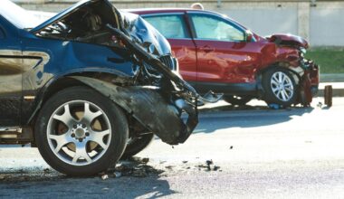 Tamponamento a catena, responsabilità e assicurazione