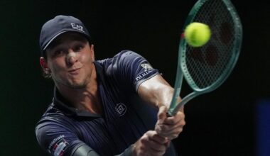 ATP Auckland 2026, Darderi accede ai quarti di finale. Eliminato Ruud, vince Mensik