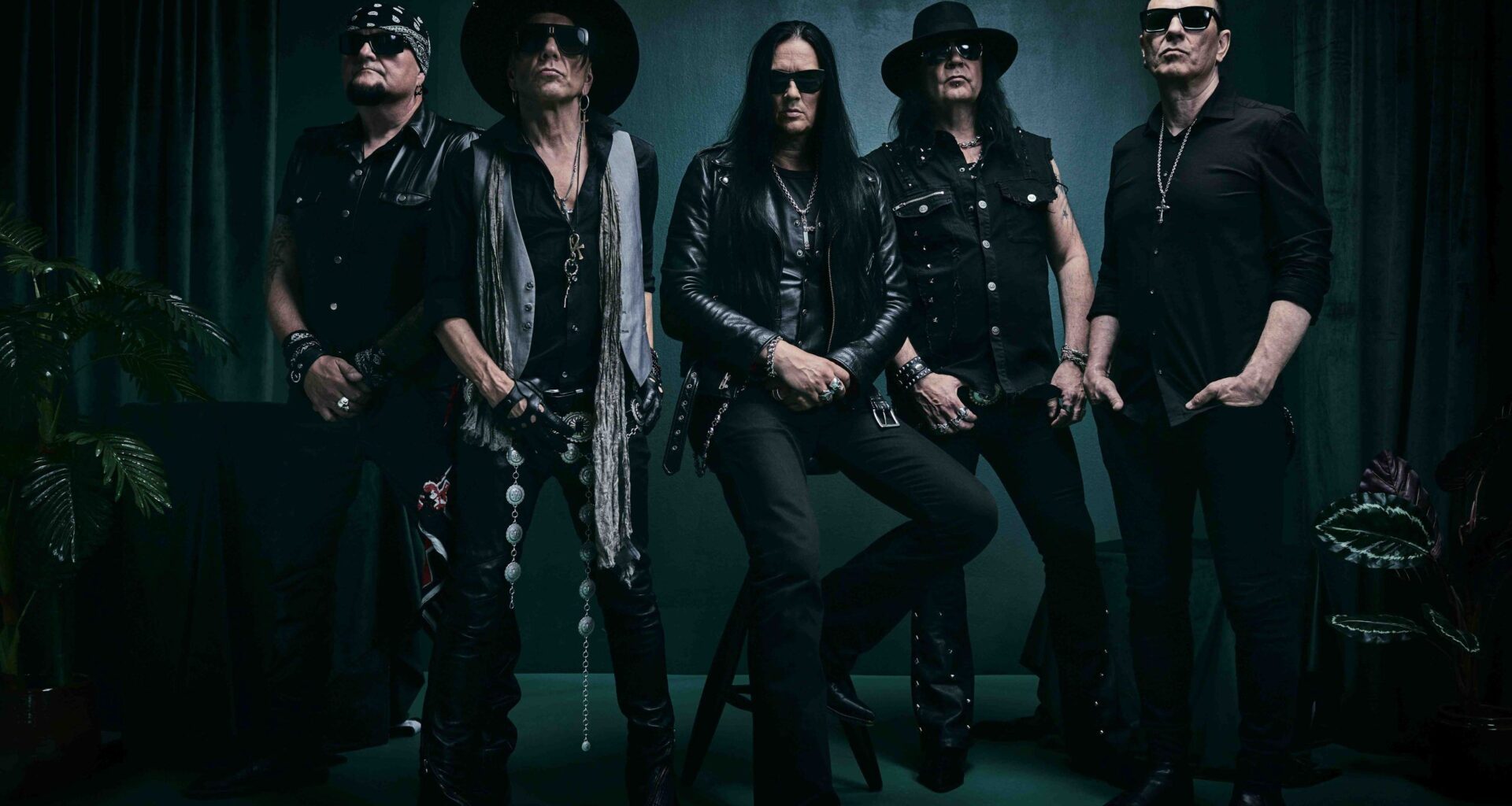 il video del nuovo singolo "I Survive" con Steve Stevens
