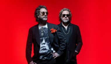 i dettagli del nuovo album "A Pound Of Feathers"