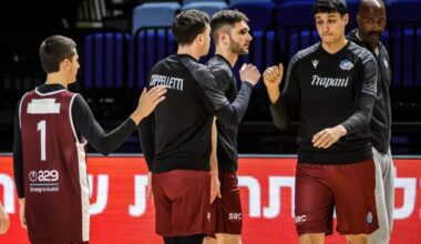 Trapani in campo senza giocatori: partita conclusa dopo 7 minuti