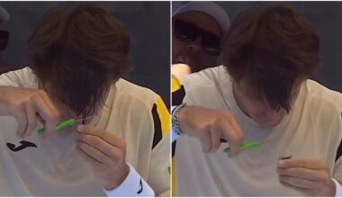 Ugo Carabelli si taglia i capelli durante una partita