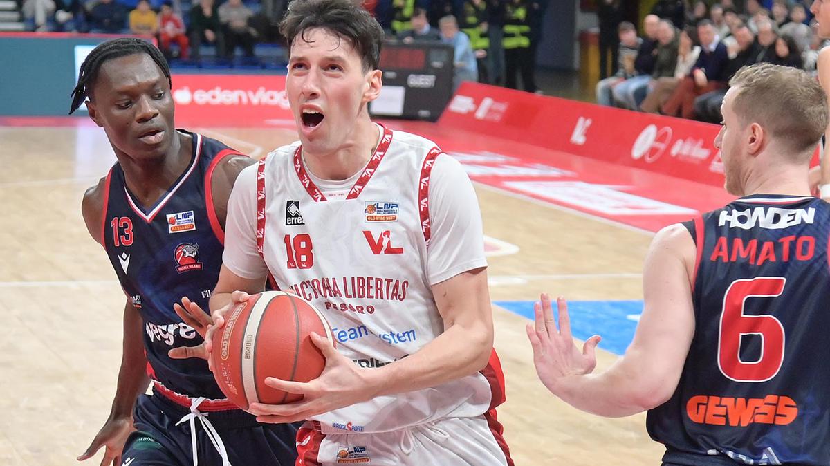 La Vuelle batte Milano e resta in testa alla classifica