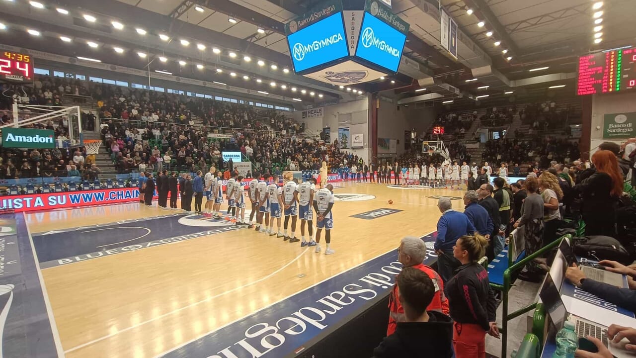Dinamo, i giganti mettono ko Brescia all'overtime. Ancora viva la speranza per la Coppa Italia